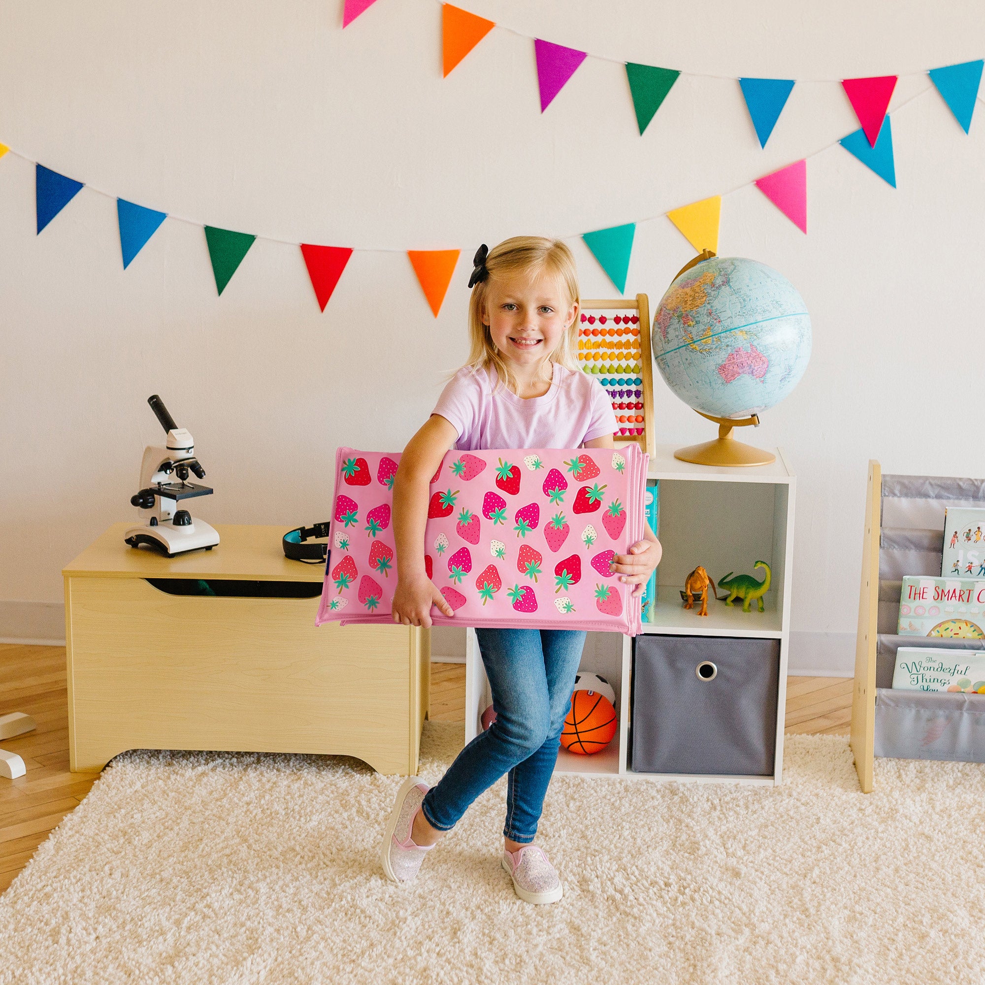 Strawberry Patch Vinyl Rest Mat