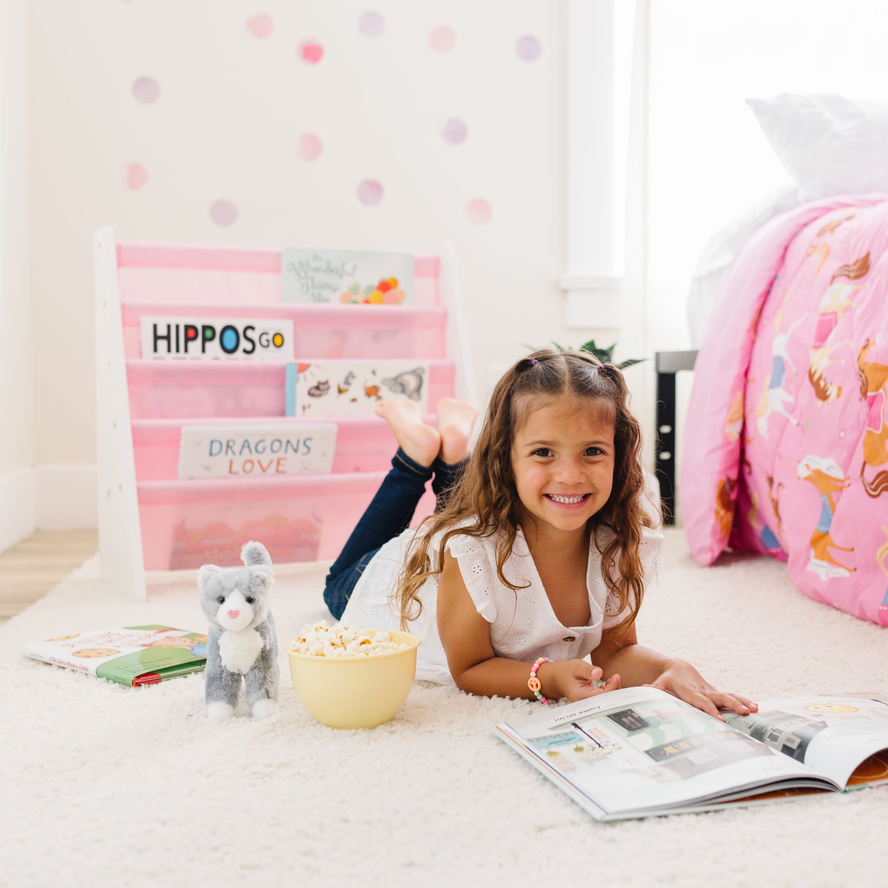 Sling Bookshelf - White w/ Pink