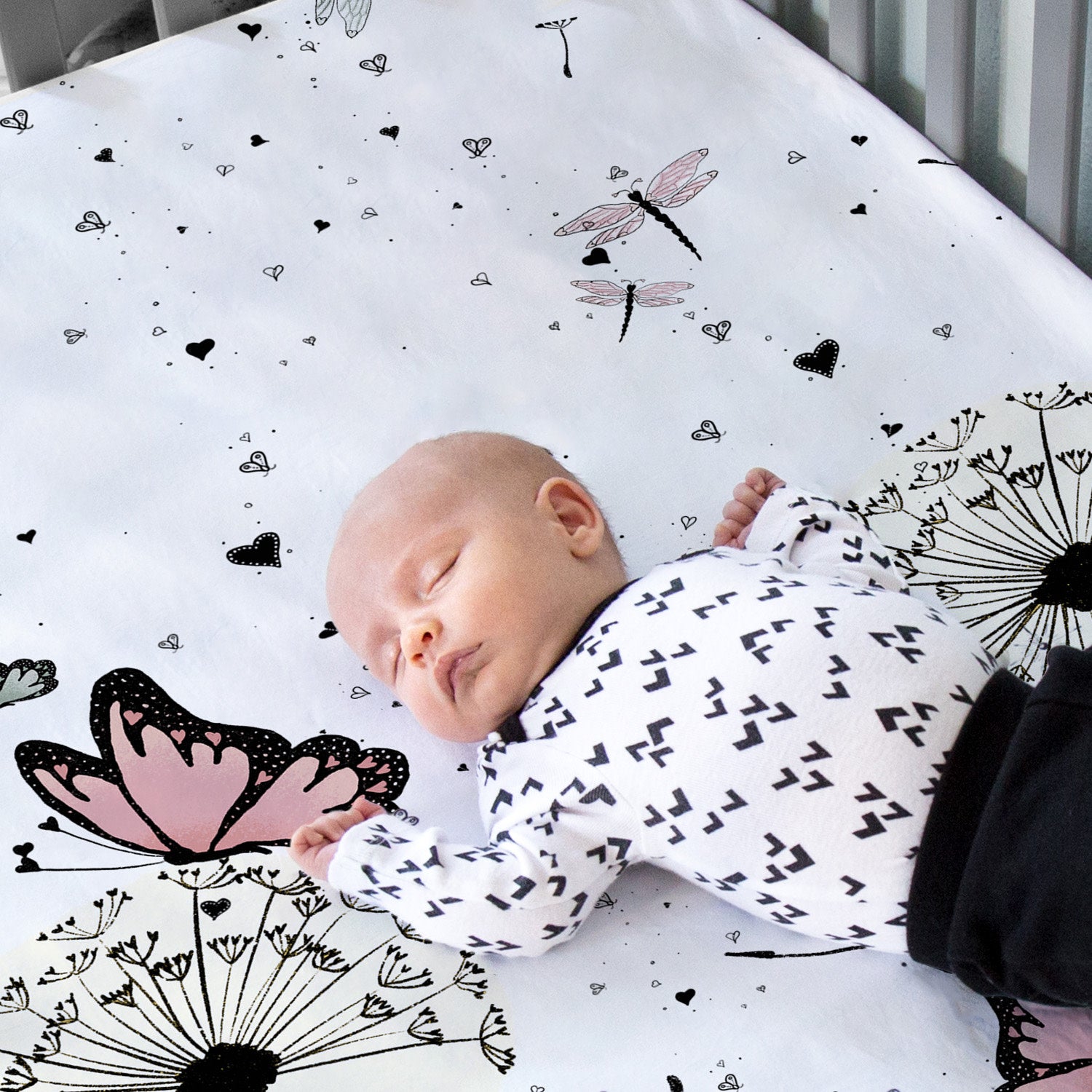 100% Cotton Fitted Crib Sheet - Dandelion Dreams