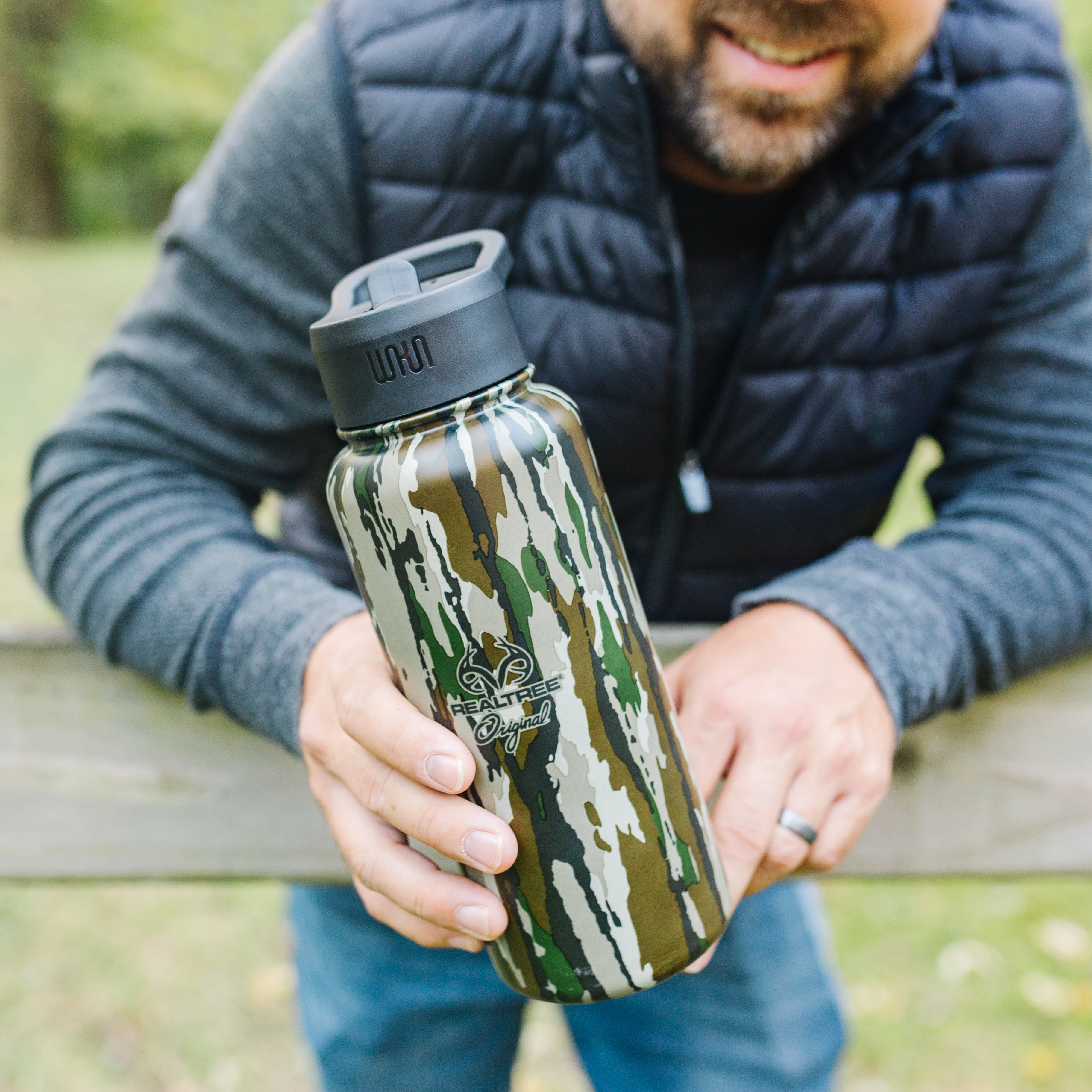 Realtree Original 32 oz Stainless Steel Water Bottle